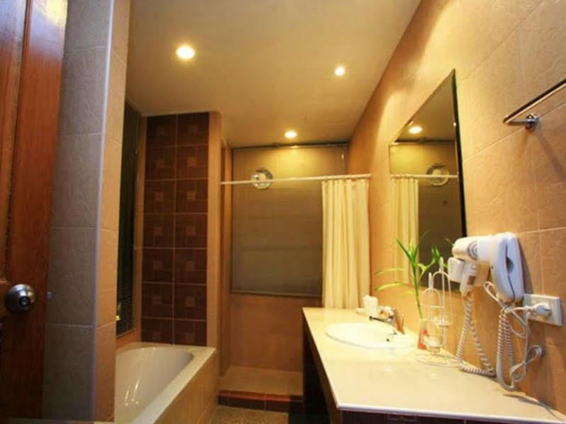 Zen Pratunam Khách sạn 3*